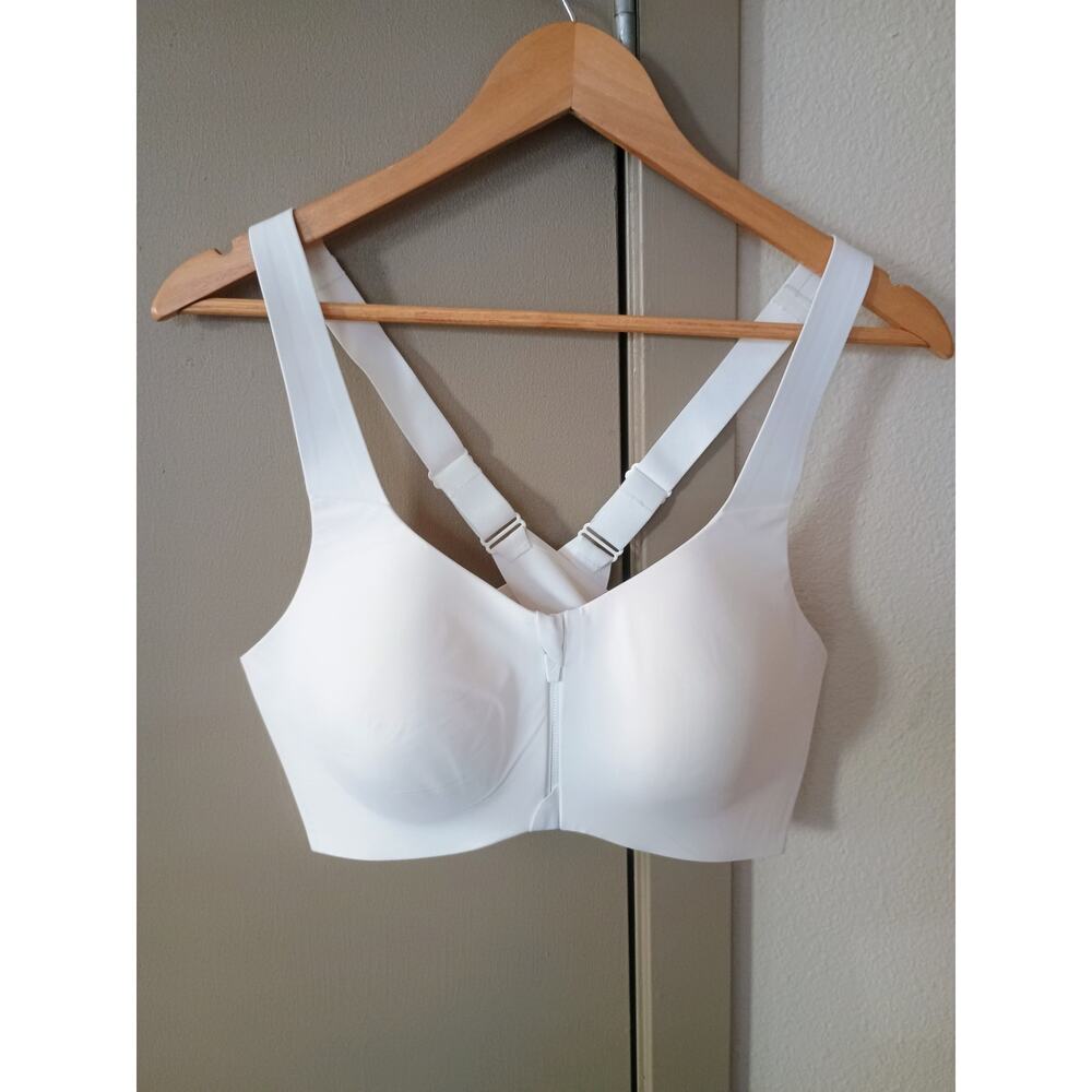 Knix Catalyst Seamless Front-Zip White Support Bra